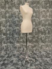 Busto classico con base americana