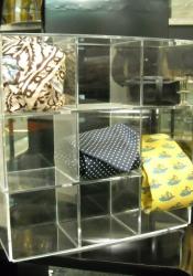 BOX 9 POSTI IN PLEXIGLASS TRASPARENTE
