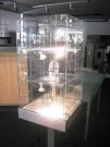 CRYSTAL GLASS DISPLAY CASE WITH SPOTLIGHTS - photo 3